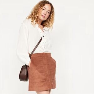 ✨NWT! Old Navy Mini Corduroy Skirt in Saddle